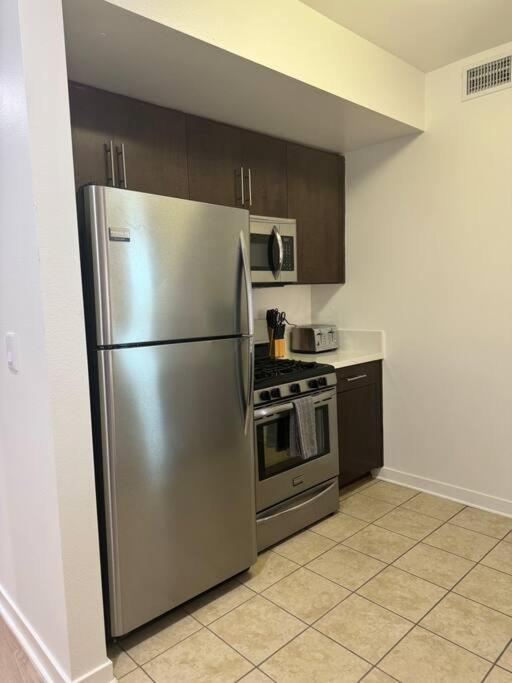 The Carlton- Modern-luxury 2 Master In Hrt Of Sm Steps To Ocean Ave