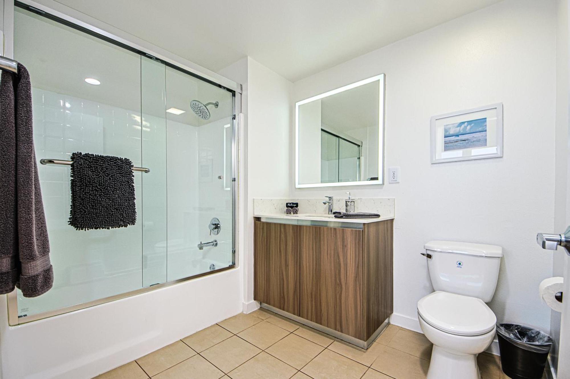 The Carlton - Modern-lux 2 Master Suites-secure Bldg & Parking- 5 Blks To Ocean Ave Apartamento Los Ángeles