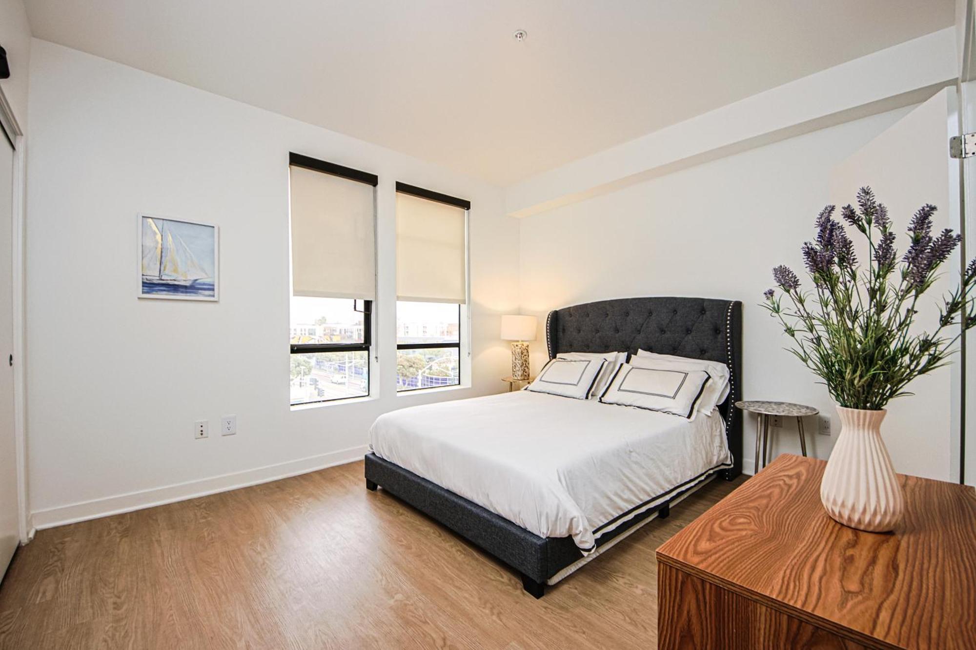 The Carlton- Modern-luxury 2 Master In Hrt Of Sm Steps To Ocean Ave Appartement *