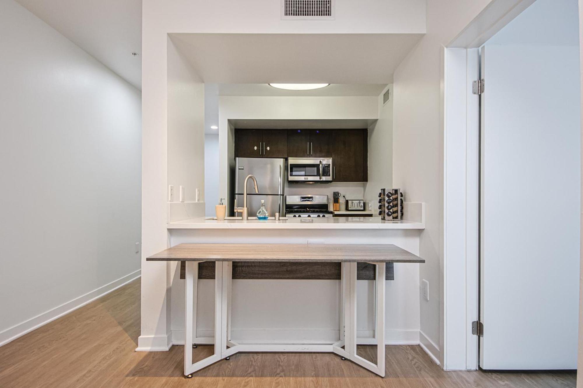 Appartement The Carlton- Modern-luxury 2 Master In Hrt Of Sm Steps To Ocean Ave *